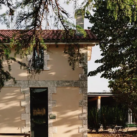 Дом отдыха Maison Proche St Emilion - Luxe *